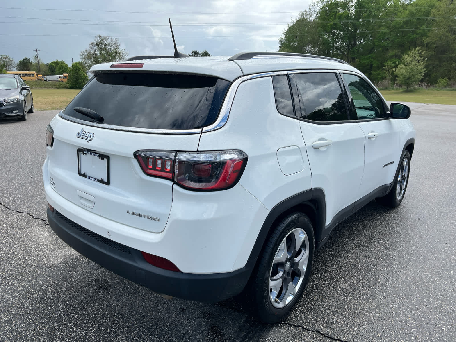 View vehicle photo 5