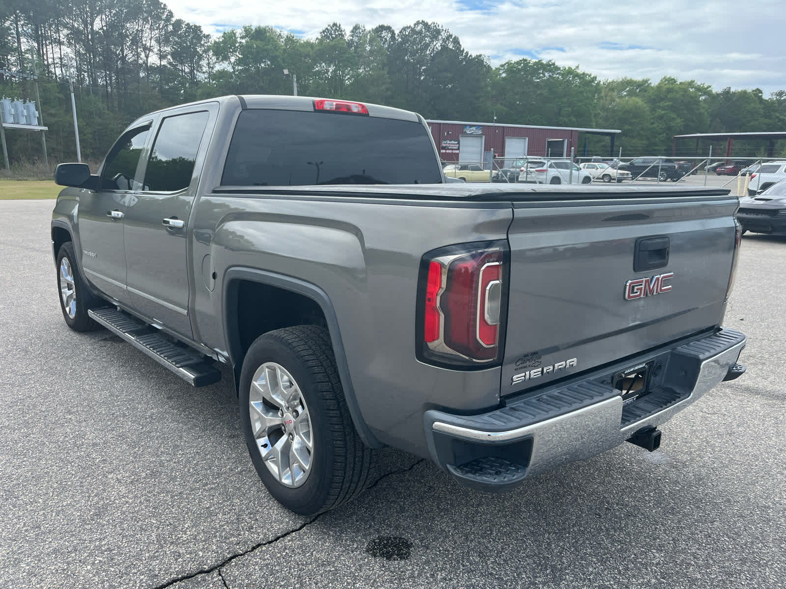 View vehicle photo 4