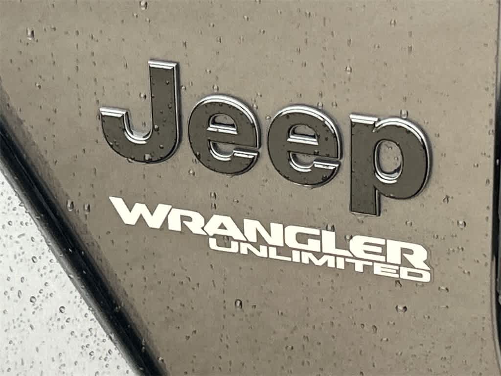 2021 Jeep Wrangler Unlimited Sahara High Altitude 7