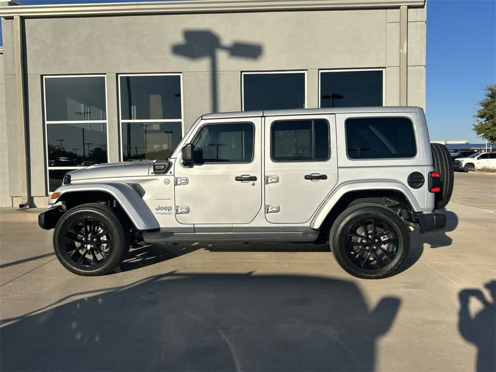 2022 Jeep Wrangler 4xe Unlimited Sahara 3