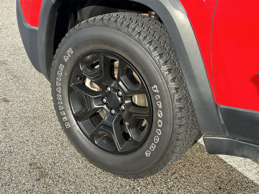 2019 Jeep Cherokee Trailhawk 8