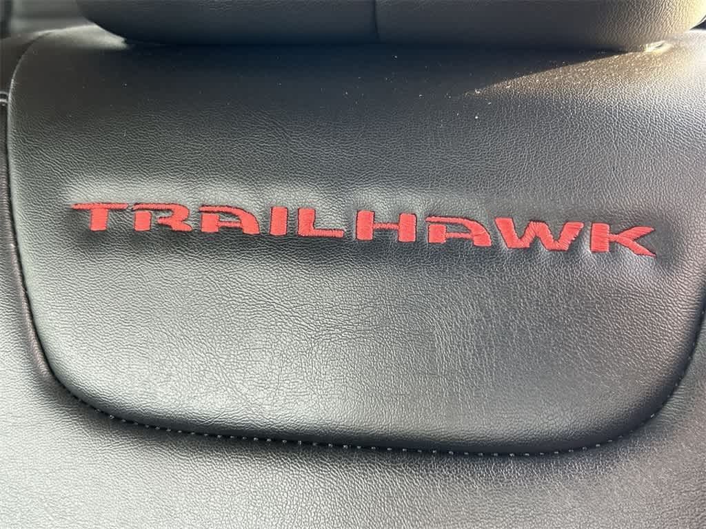 2019 Jeep Cherokee Trailhawk 12