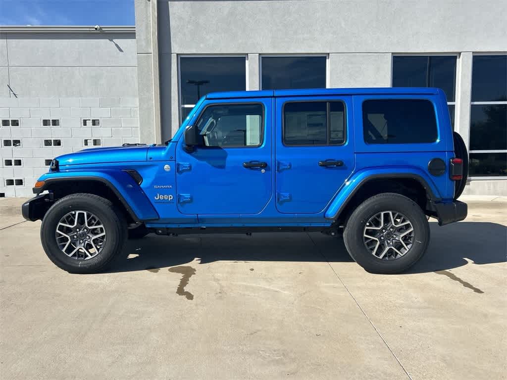 2024 Jeep Wrangler Sahara 3