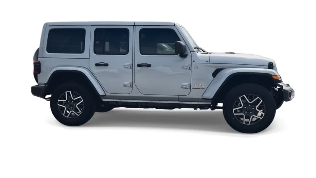 2024 Jeep Wrangler Sahara 9