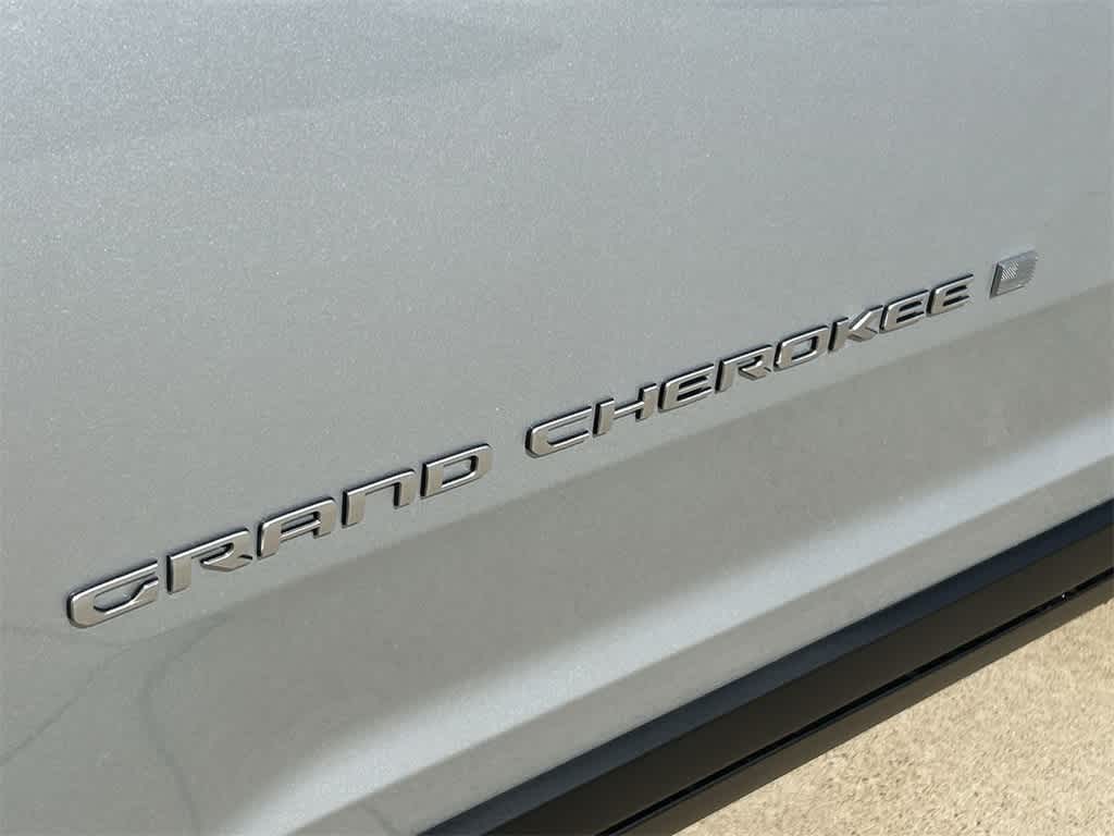 2024 Jeep Grand Cherokee Laredo 7