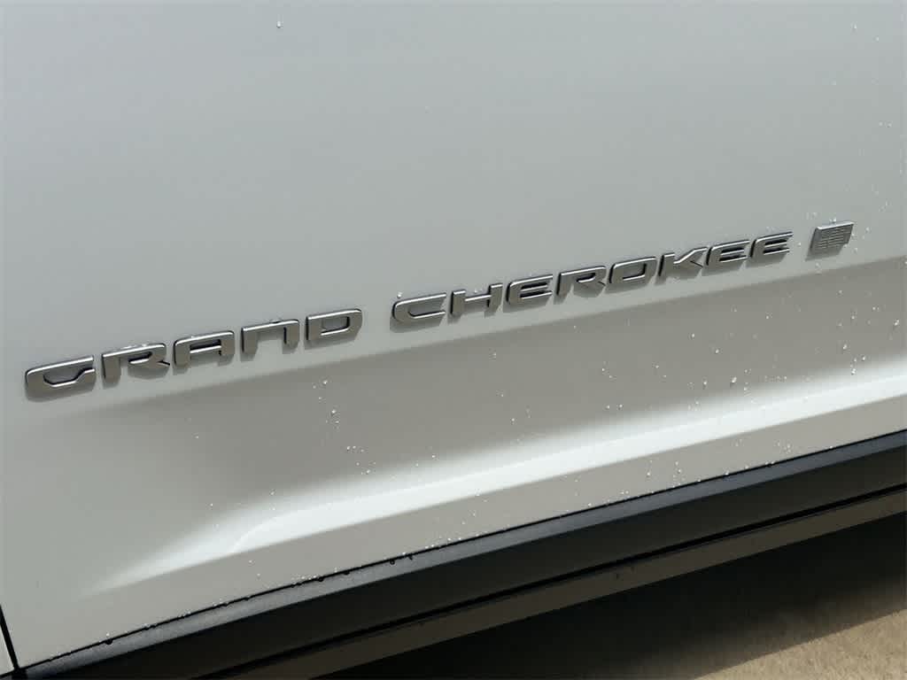 2024 Jeep Grand Cherokee Laredo 7