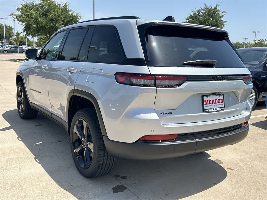 2024 Jeep Grand Cherokee Altitude X 4