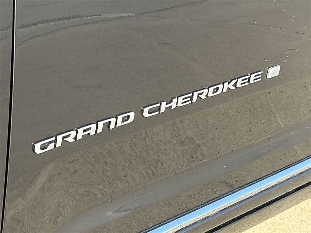 2024 Jeep Grand Cherokee Summit Reserve 8