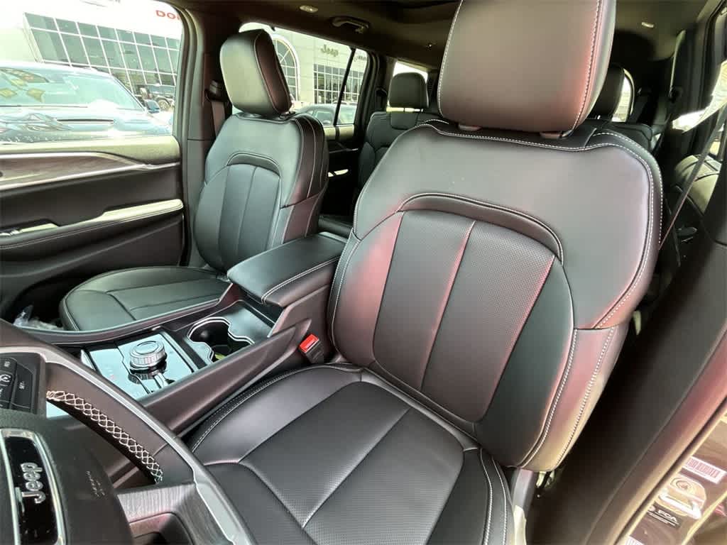 2024 Jeep Grand Cherokee L Limited 10