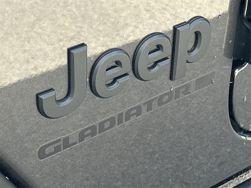 2023 Jeep Gladiator Willys 4x4 8