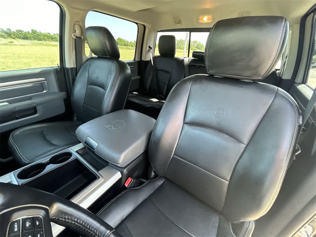 2015 Ram 1500 Lone Star 2WD Crew Cab 140.5 12