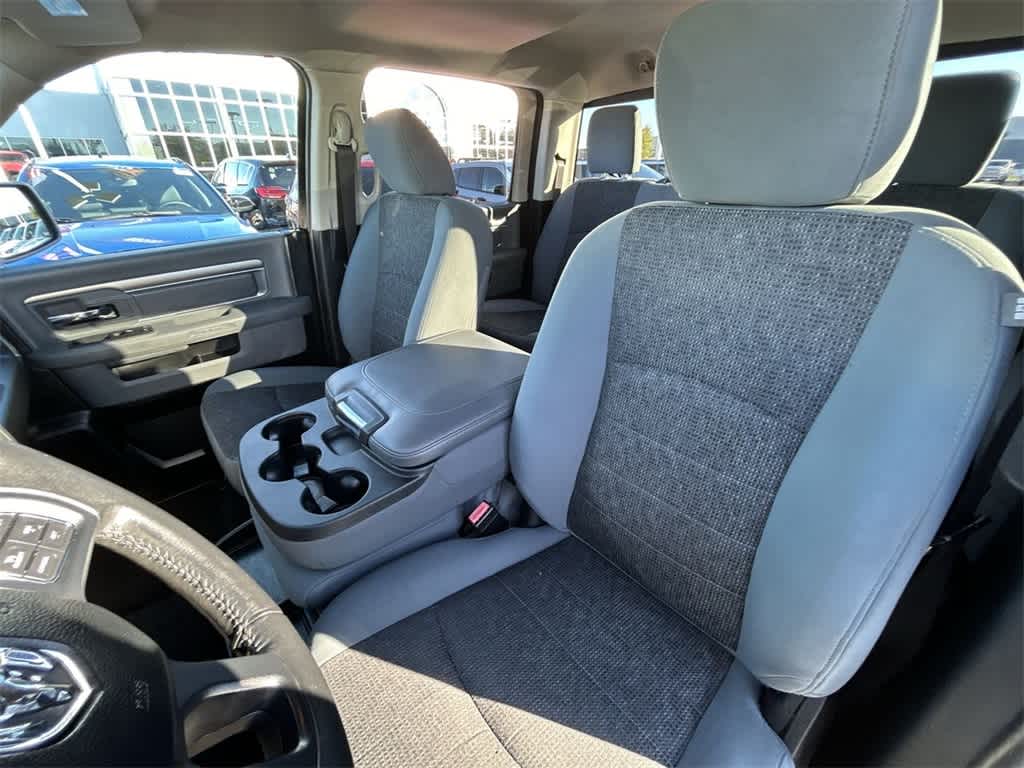 2019 Ram 1500 Classic Lone Star 4x2 Crew Cab 57 Box 13