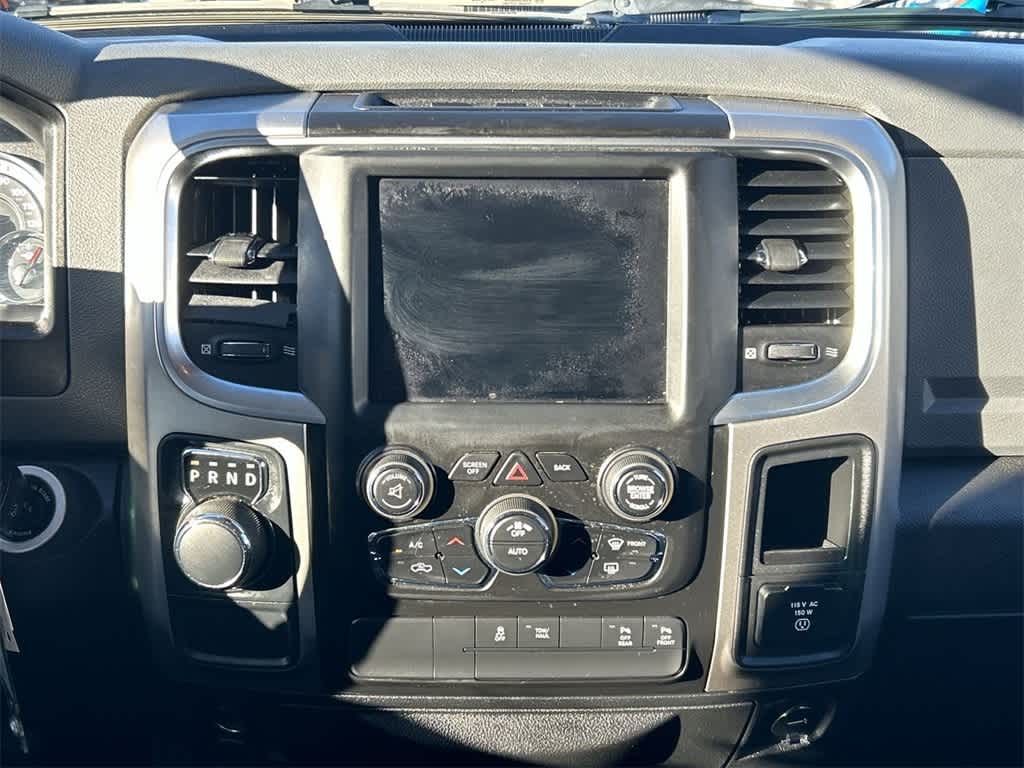 2019 Ram 1500 Classic Lone Star 4x2 Crew Cab 57 Box 18