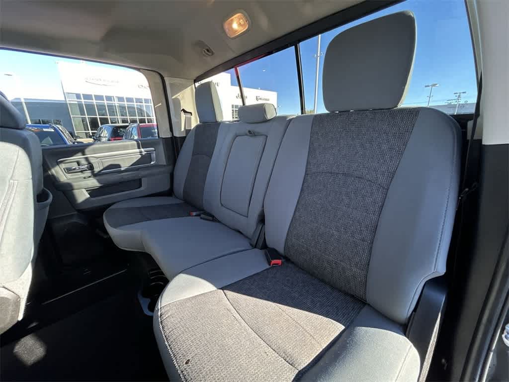 2019 Ram 1500 Classic Lone Star 4x2 Crew Cab 57 Box 15