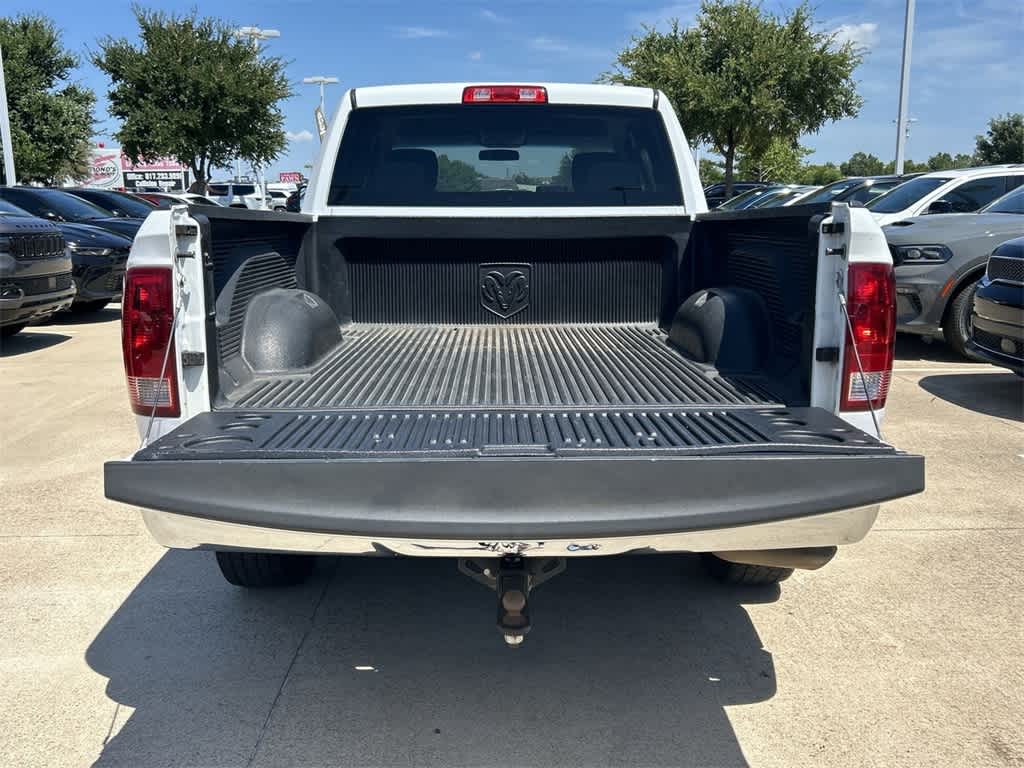 2010 Dodge Ram 1500 ST 2WD Quad Cab 140.5 6