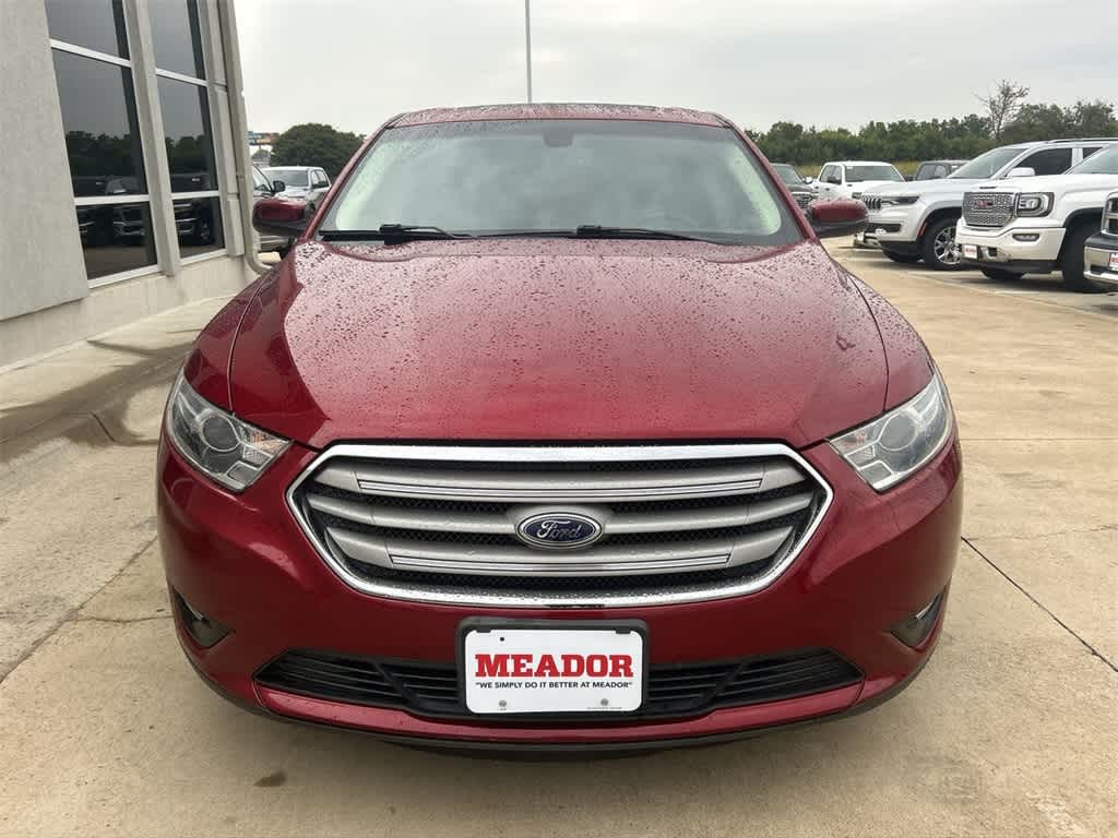 2016 Ford Taurus SEL 6