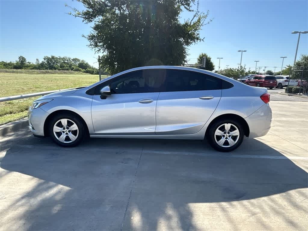 2017 Chevrolet Cruze LS 3