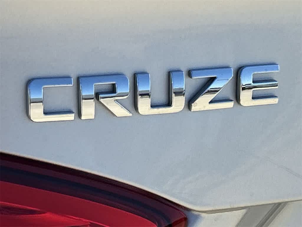 2017 Chevrolet Cruze LS 7