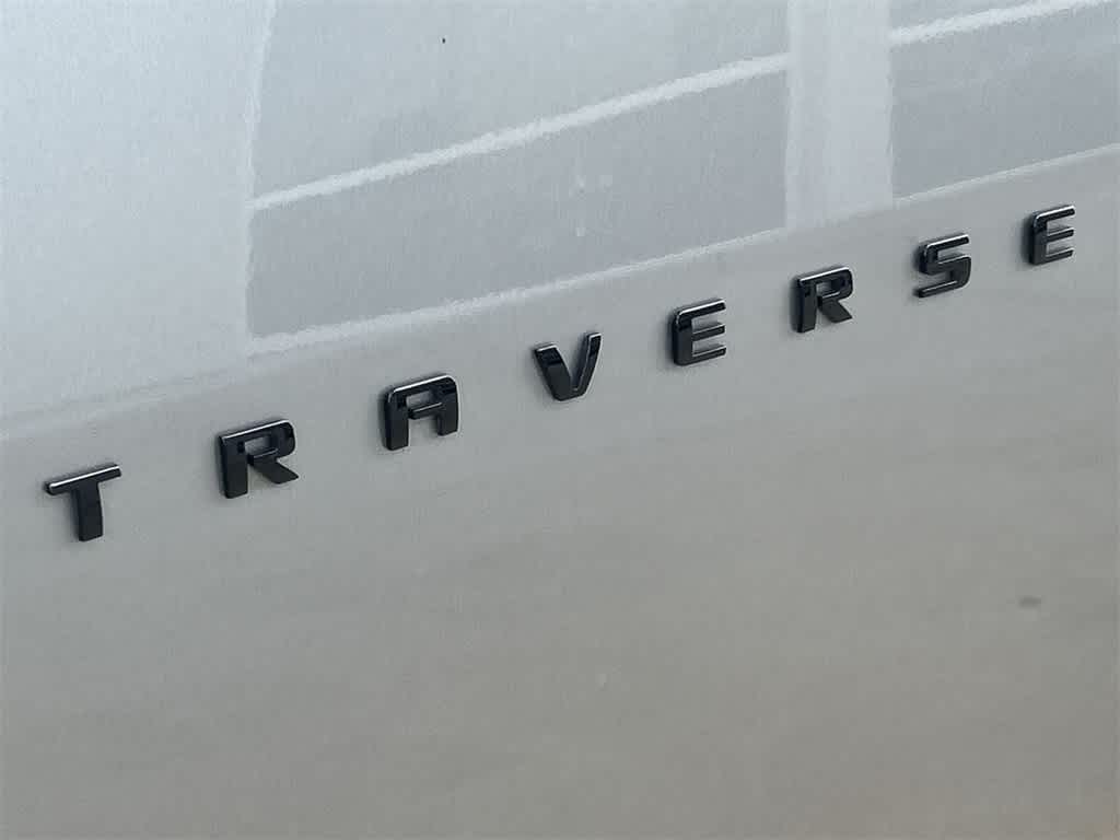 2023 Chevrolet Traverse RS 7