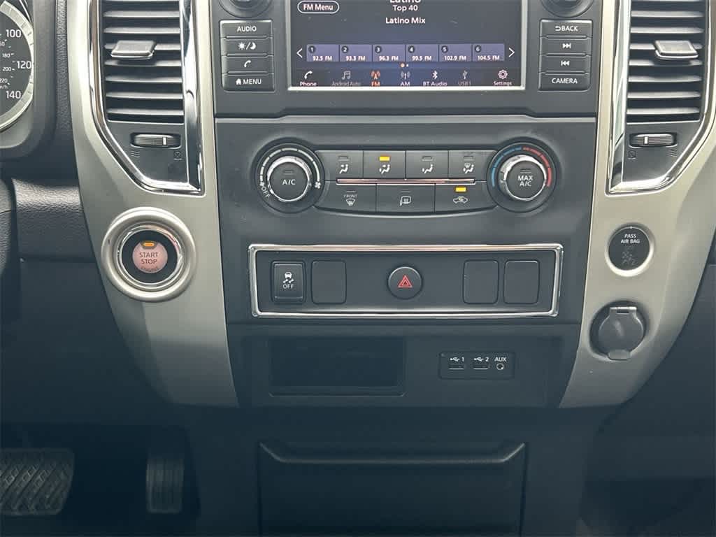 2019 Nissan Titan SV 4x2 Crew Cab 17