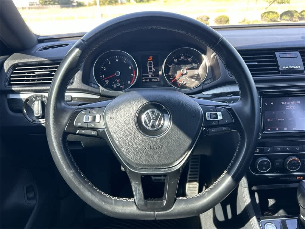 2018 Volkswagen Passat V6 GT 18