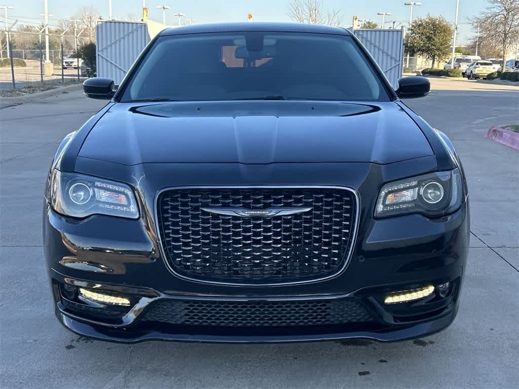 2022 Chrysler 300 Touring L 6