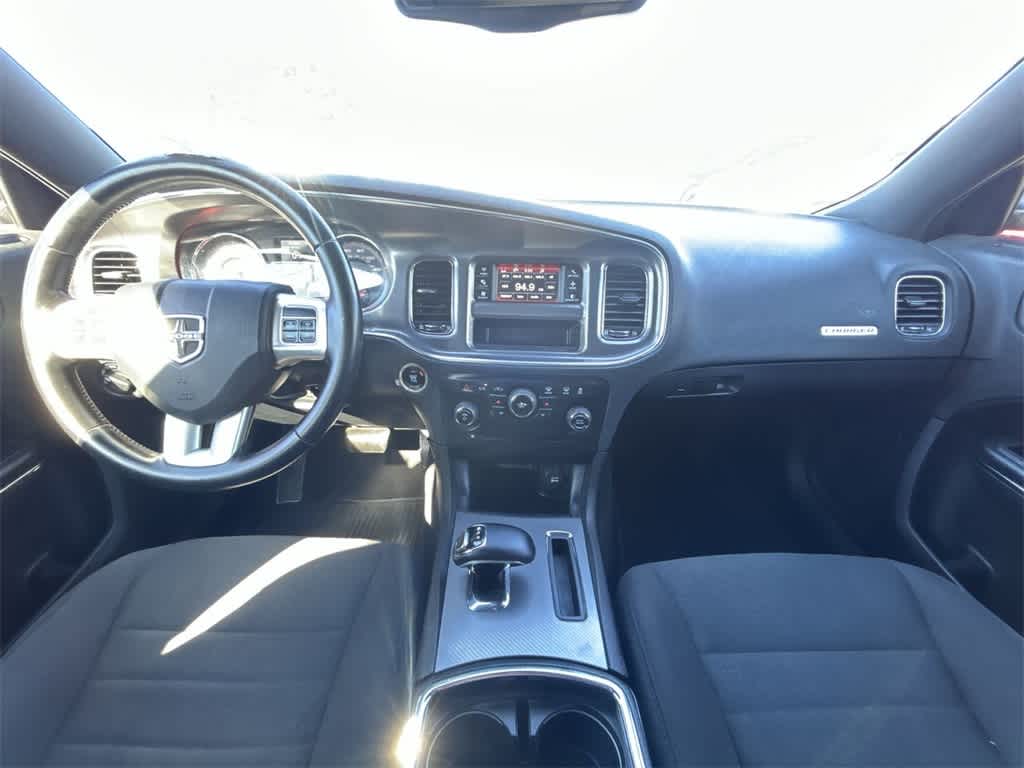 2014 Dodge Charger SE 14