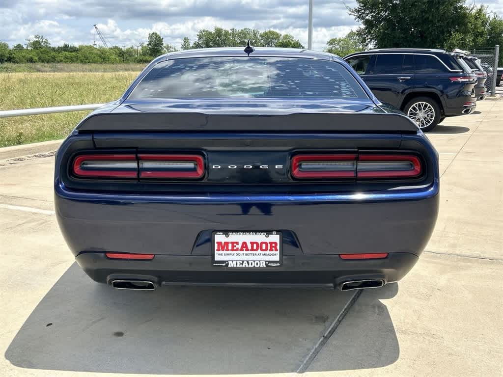 2015 Dodge Challenger SXT 5