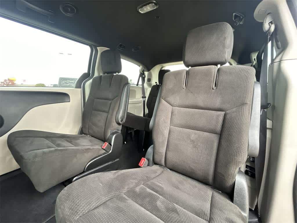 2015 Dodge Grand Caravan SE Plus 12