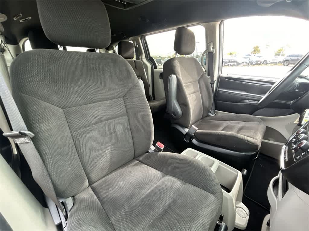 2015 Dodge Grand Caravan SE Plus 14