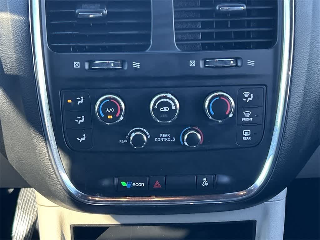 2019 Dodge Grand Caravan SXT 17