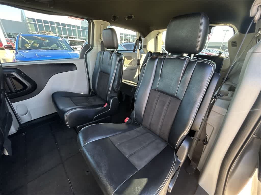 2019 Dodge Grand Caravan SXT 12