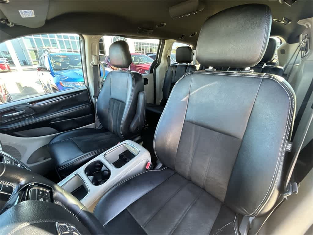 2019 Dodge Grand Caravan SXT 10