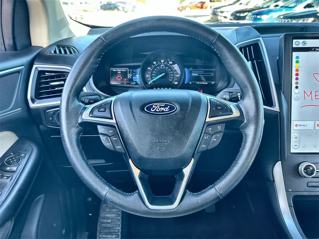 2022 Ford Edge SEL 17