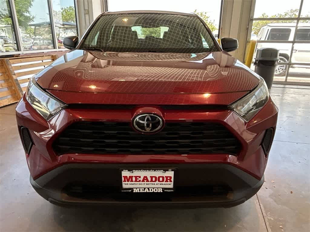 2022 Toyota RAV4 LE 6