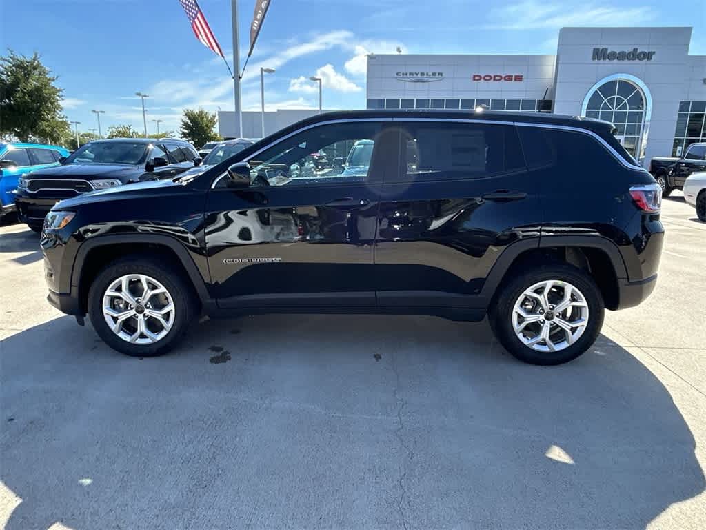 2025 Jeep Compass Sport 3