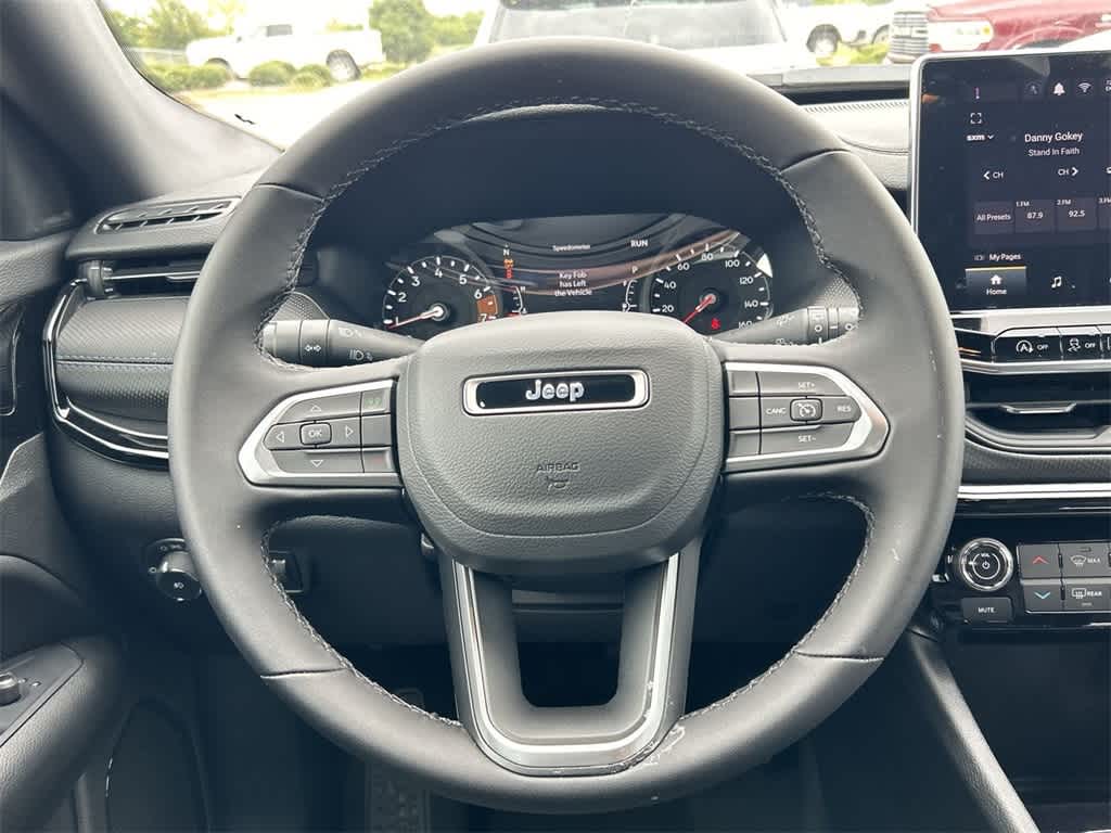 2025 Jeep Compass Latitude 17