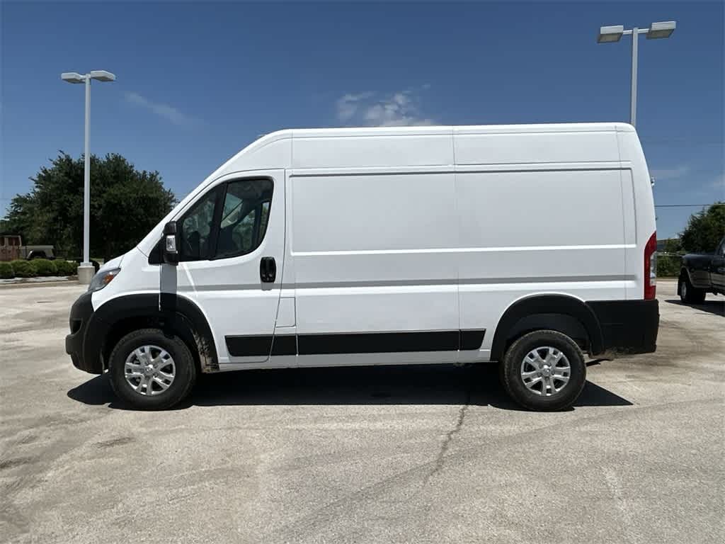 2024 Ram ProMaster SLT 3