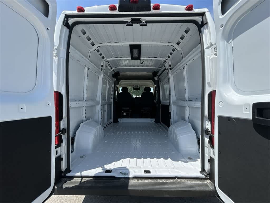 2024 Ram ProMaster SLT 14