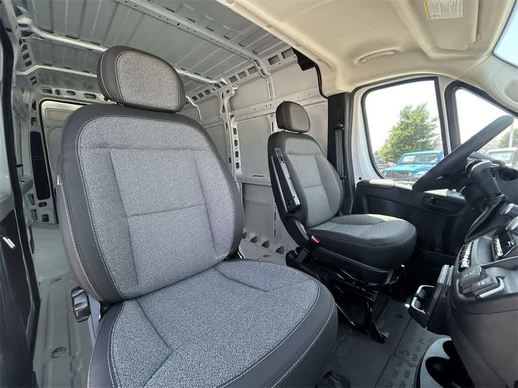 2024 Ram ProMaster SLT 11