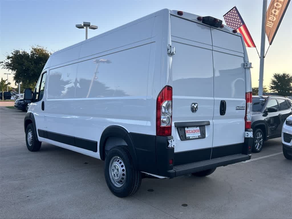 2024 Ram ProMaster Tradesman 4