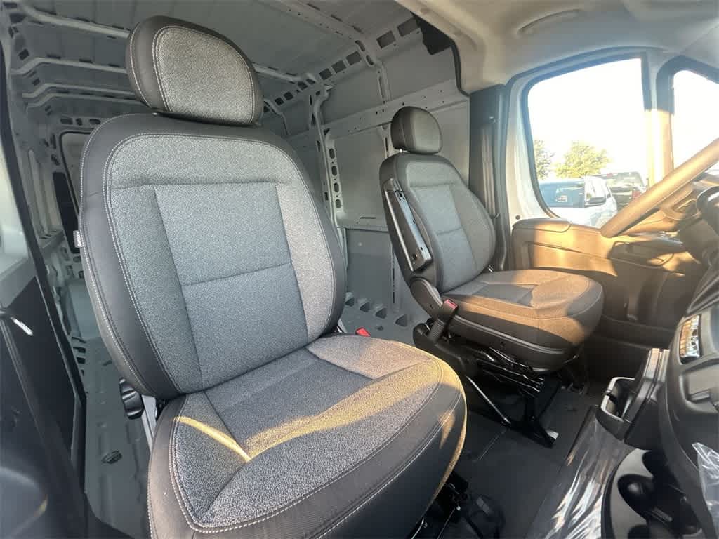 2024 Ram ProMaster Tradesman 14