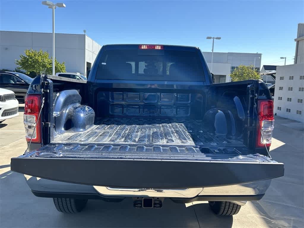 2024 Ram 2500 Tradesman 4x4 Crew Cab 64 Box 21