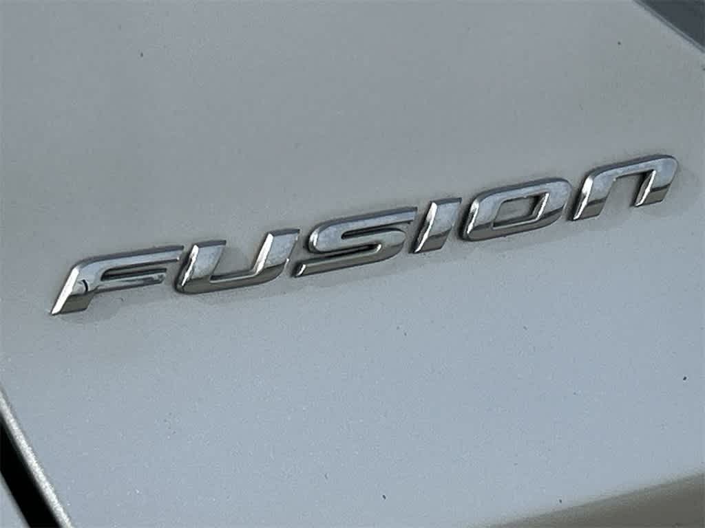 2014 Ford Fusion SE Hybrid 7