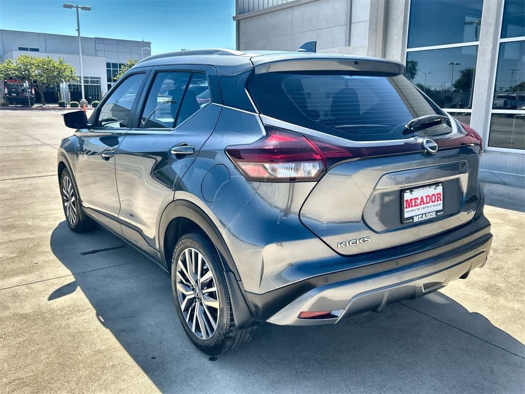 2022 Nissan Kicks SV 4