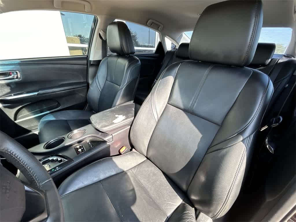 2017 Toyota Avalon XLE 10