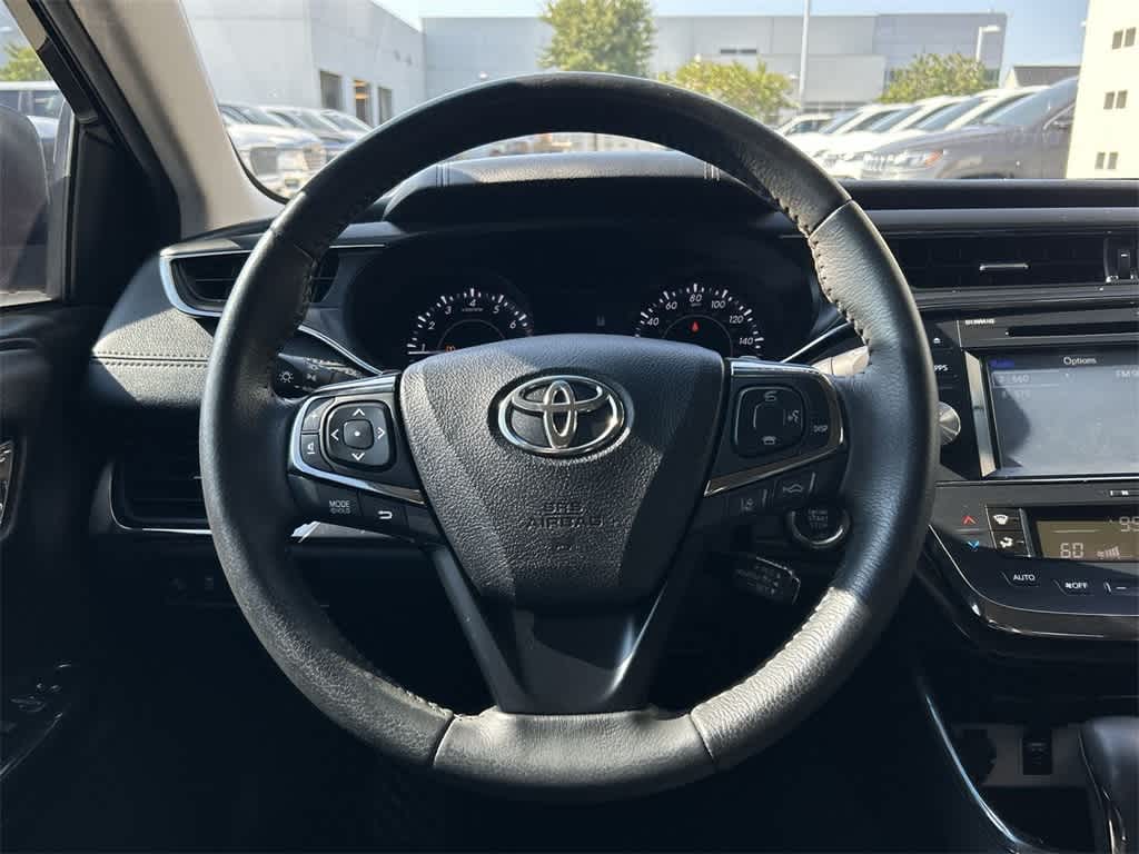 2017 Toyota Avalon XLE 17