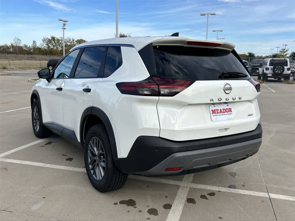 2023 Nissan Rogue S 4