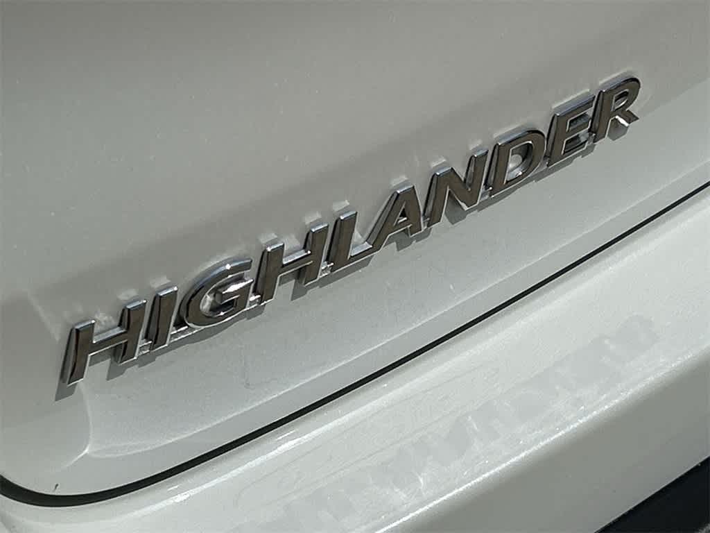 2019 Toyota Highlander LE 7