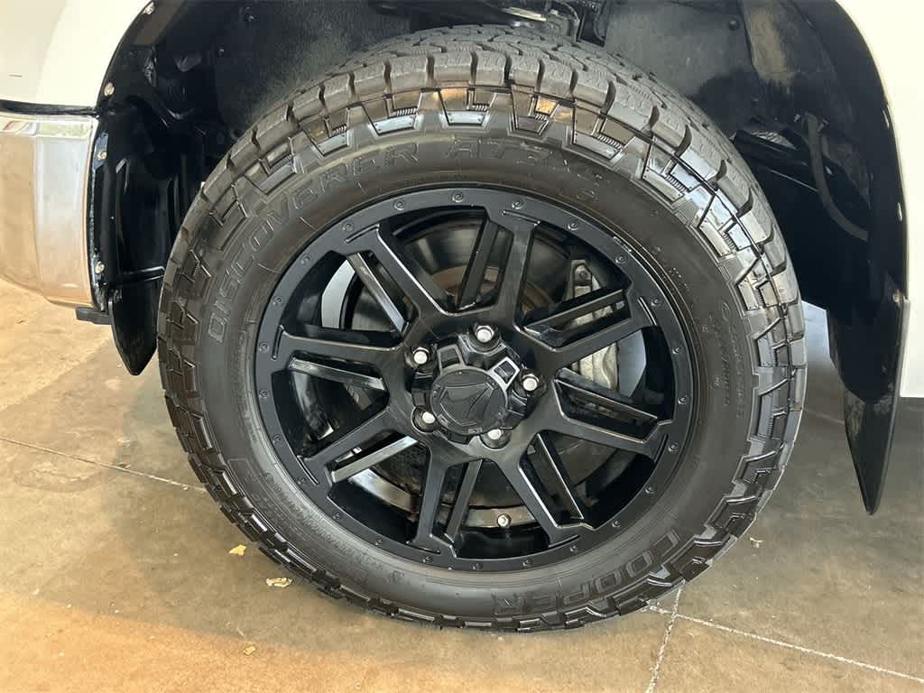 2018 Toyota Tundra SR5 CrewMax 5.5 Bed 5.7L FFV 8